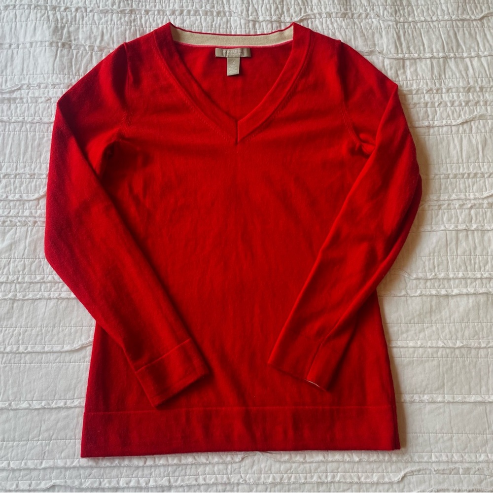 Banana Republic Red V-Neck Wool-Blend Sweater